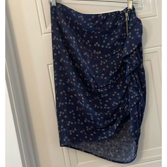 Veronica Beard Zipper Skirt in Navy Print - Picture 1 of 5